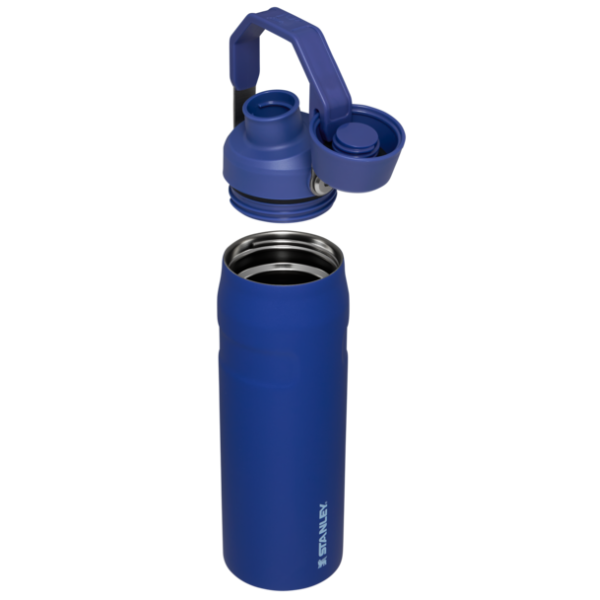 The IceFlow™ Aerolight Fast Flow Water Bottle