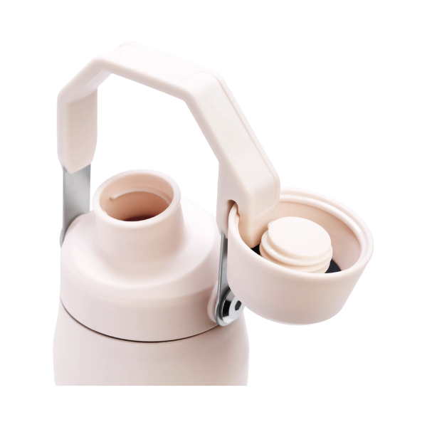 The IceFlow™ Aerolight Fast Flow Water Bottle